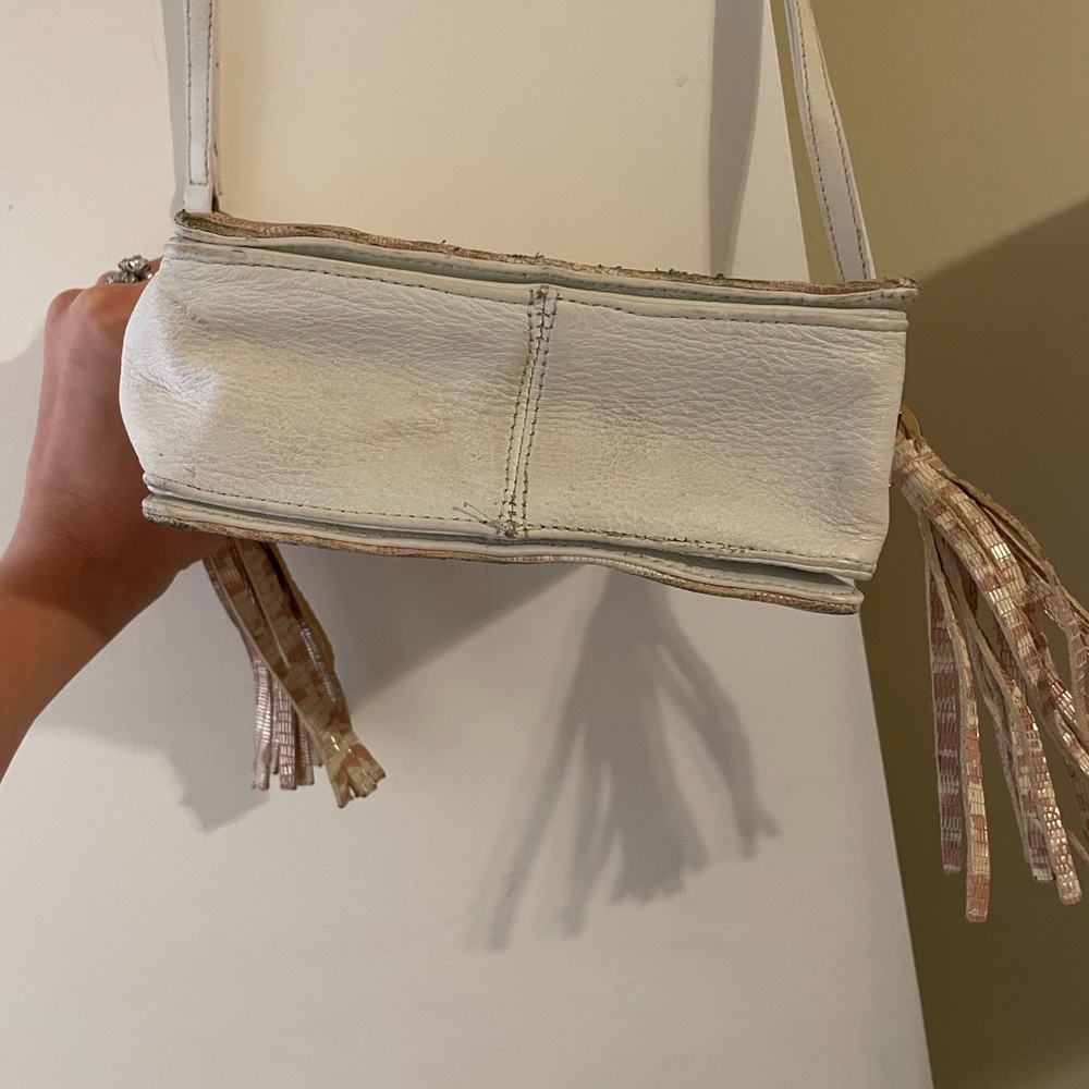 Used. Kelly Wynne “sorry im not sorry” satchel - Picture 4 of 5